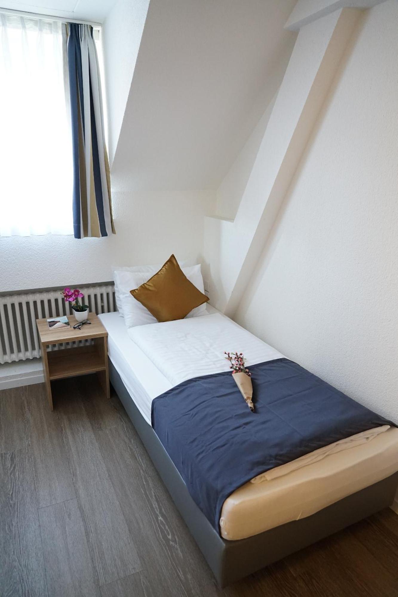 Perron 10 Centra Hotel Winterthur Exterior foto